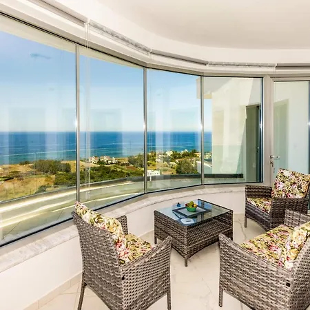 Elite Sea View Villa *
