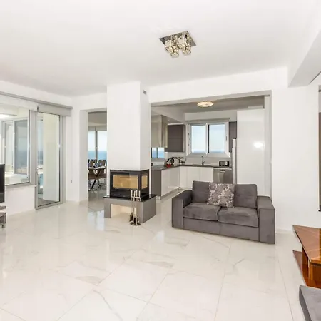 Elite Sea View Villa Pomos