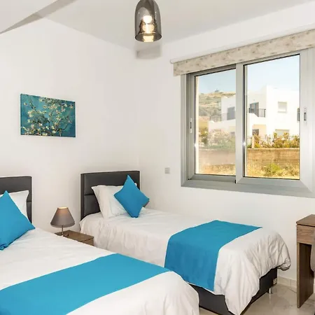 Elite Sea View Villa *