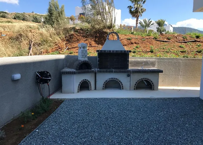 Elite Sea View Pomos