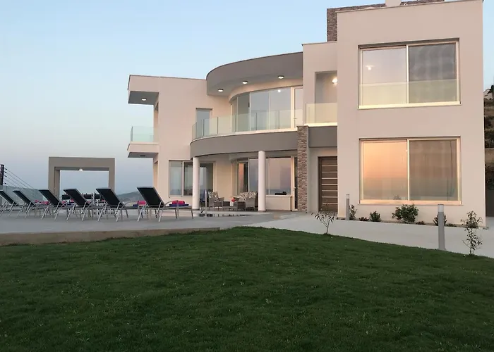 Elite Sea View Vilă